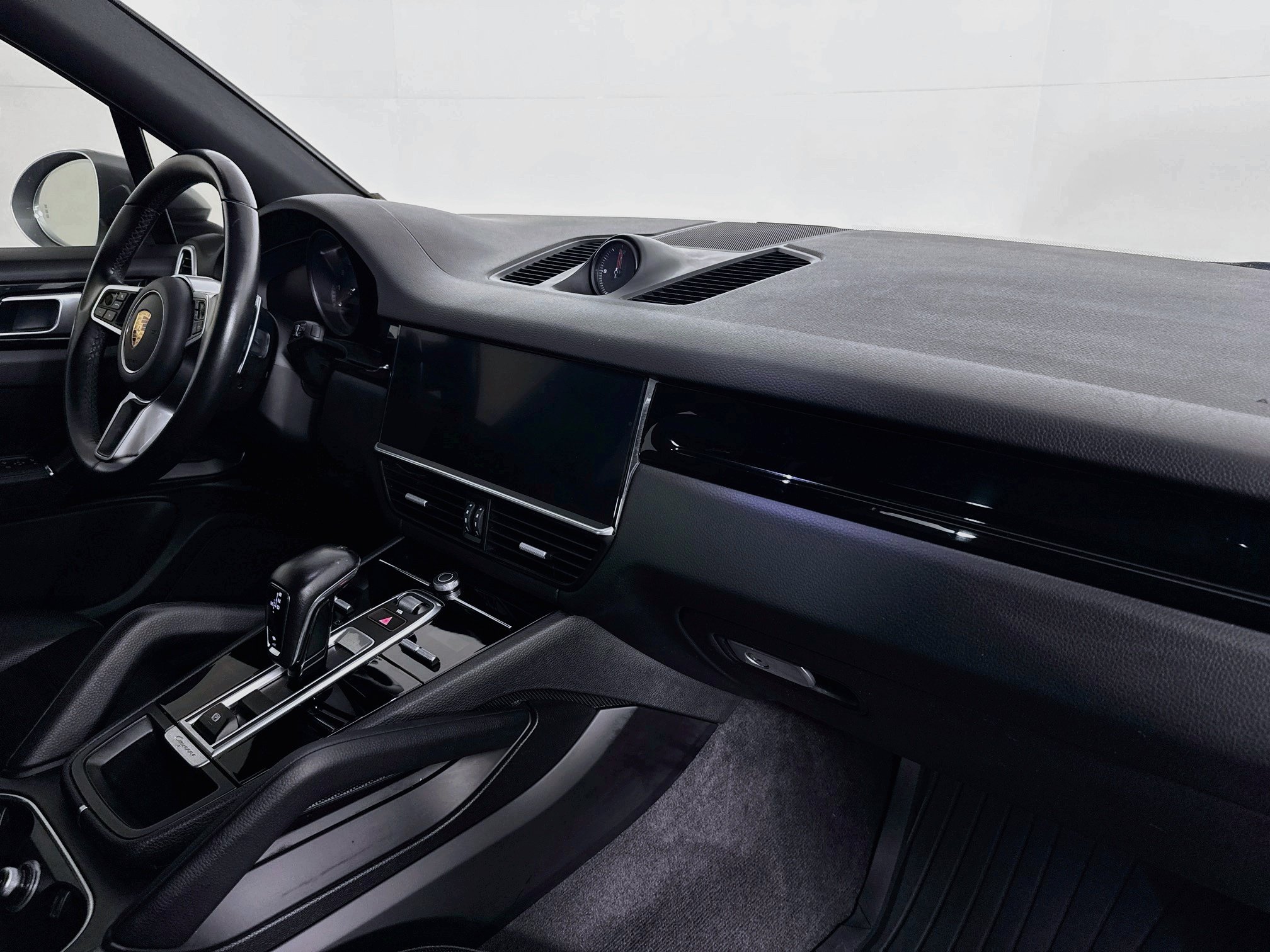 Used 2023 Porsche Cayenne AWD/4WD image 49