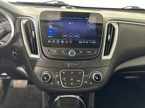 Used 2023 Chevrolet Malibu LT FWD image 21