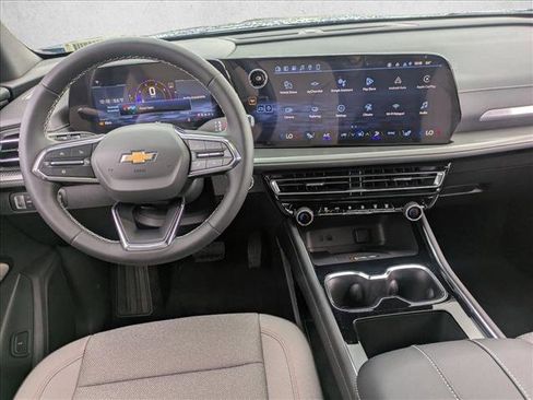 New 2026 Chevrolet Traverse LT image 14