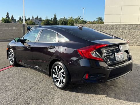 Used 2018 Honda Civic EX image 7