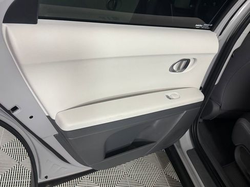 Used 2024 Hyundai Ioniq 5 SEL image 27