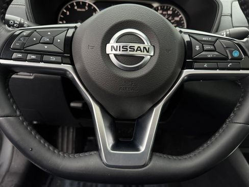 Used 2019 Nissan Altima 2.5 SV FWD image 19