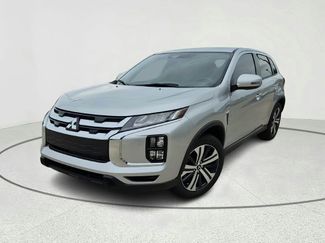 Used 2025 Mitsubishi Outlander Sport SE video 1