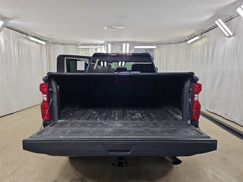 Certified 2022 Chevrolet Silverado 2500 Custom w/ Custom Value Package image 15