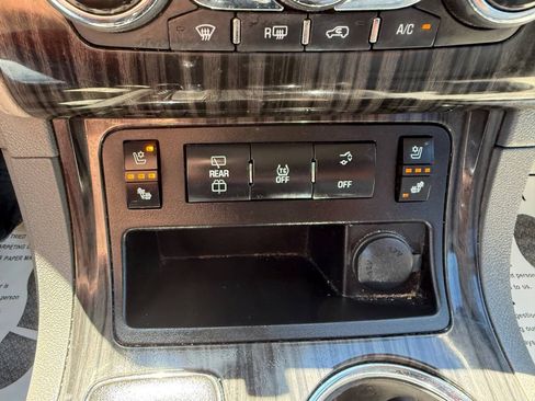 Used 2014 Chevrolet Traverse LTZ w/ LPO, 'HIT The Road' Package AWD/4WD image 19