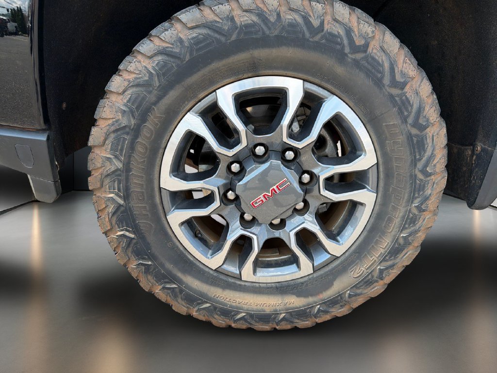 Certified 2021 GMC Sierra 2500 AT4 w/ AT4 Preferred Package AWD/4WD image 10