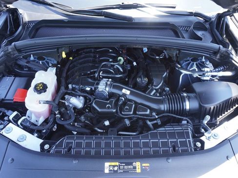 Used 2025 Jeep Grand Cherokee L Altitude RWD image 7