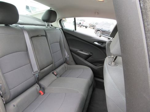 Certified 2017 Chevrolet Cruze LT w/ Convenience Package FWD image 21
