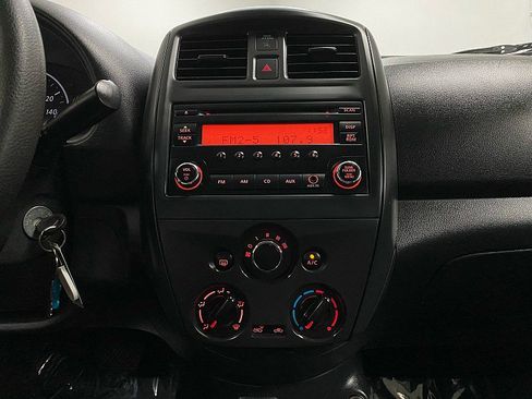 Used 2017 Nissan Versa S Plus image 19