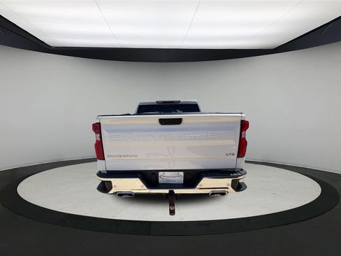 Used 2021 Chevrolet Silverado 1500 LTZ AWD/4WD image 6