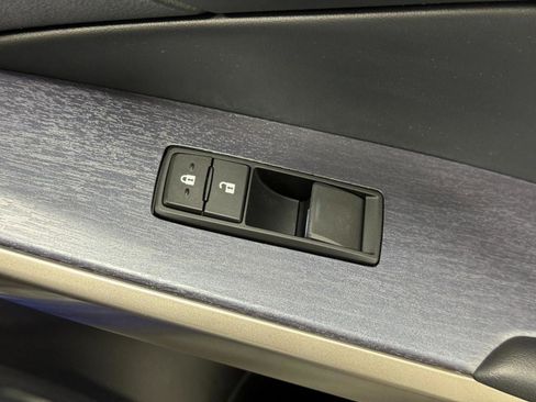 Used 2020 Lexus IS 300 F Sport w/ Blackline Edition image 21