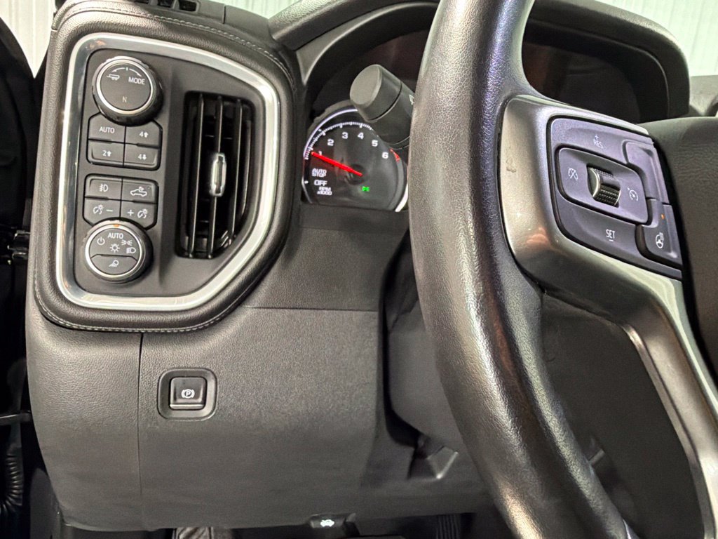 Certified 2021 Chevrolet Silverado 1500 RST w/ All Star Edition Plus AWD/4WD image 35