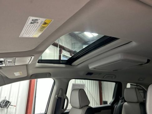 Certified 2026 Honda Odyssey Elite image 35