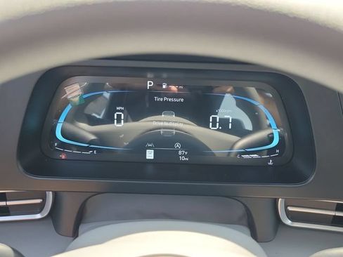 New 2026 Hyundai Elantra SE FWD image 10