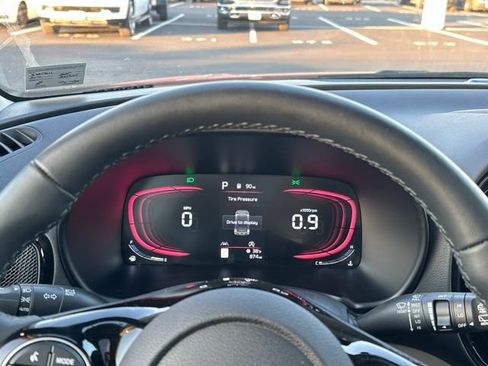 Used 2025 Kia Soul EX image 24