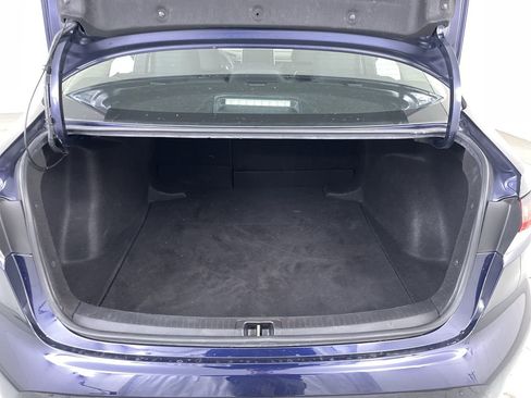 Used 2020 Toyota Corolla LE image 20