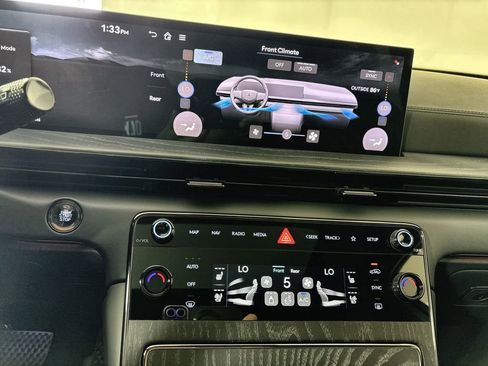New 2026 Genesis GV80 3.5T Prestige AWD/4WD image 17