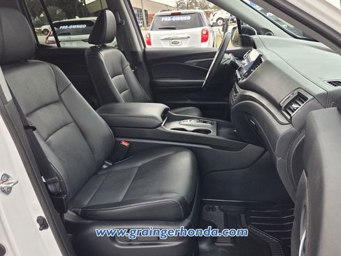 Certified 2024 Honda Ridgeline RTL image 14