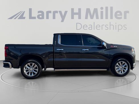 Used 2021 Chevrolet Silverado 1500 LTZ w/ Z71 Off-Road Package AWD/4WD image 6
