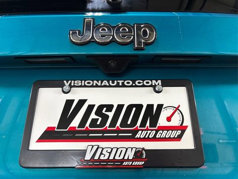 Used 2020 Jeep Renegade Latitude w/ Cold Weather Group image 15