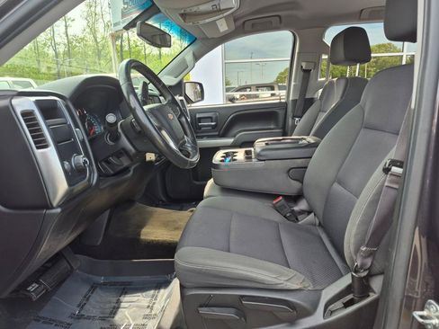 Used 2015 Chevrolet Silverado 1500 LT image 2