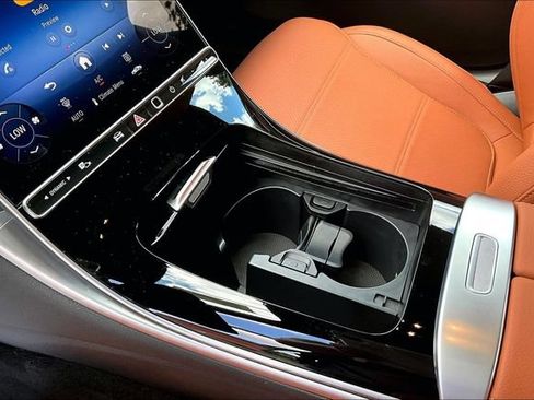 Certified 2026 Mercedes-Benz C 300 4MATIC Sedan image 21