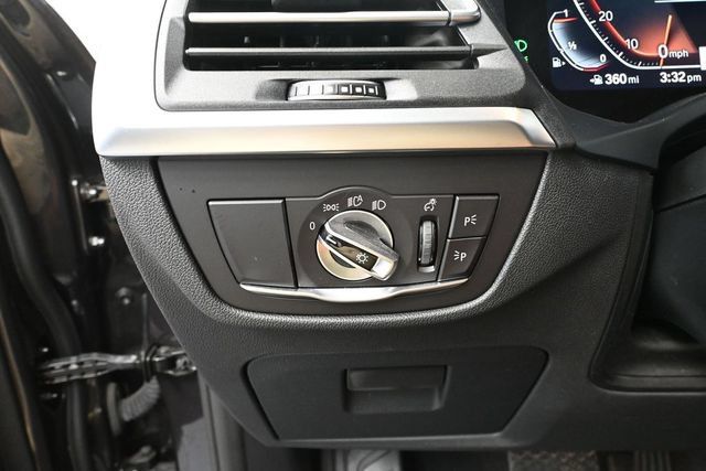 Used 2023 BMW X3 xDrive30i AWD/4WD image 25
