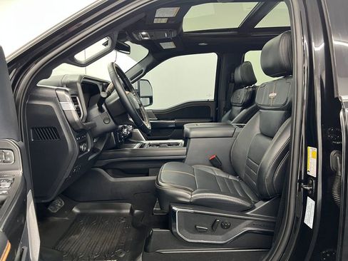 Used 2024 Ford F350 Platinum image 4