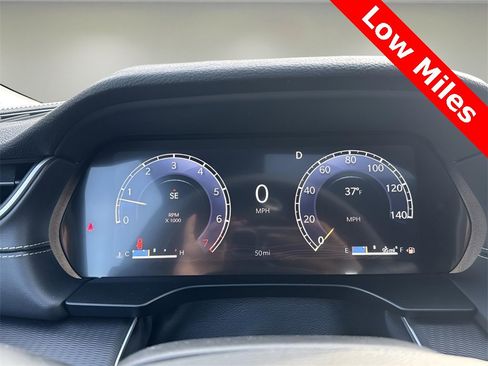 Used 2025 Jeep Grand Cherokee Altitude image 10