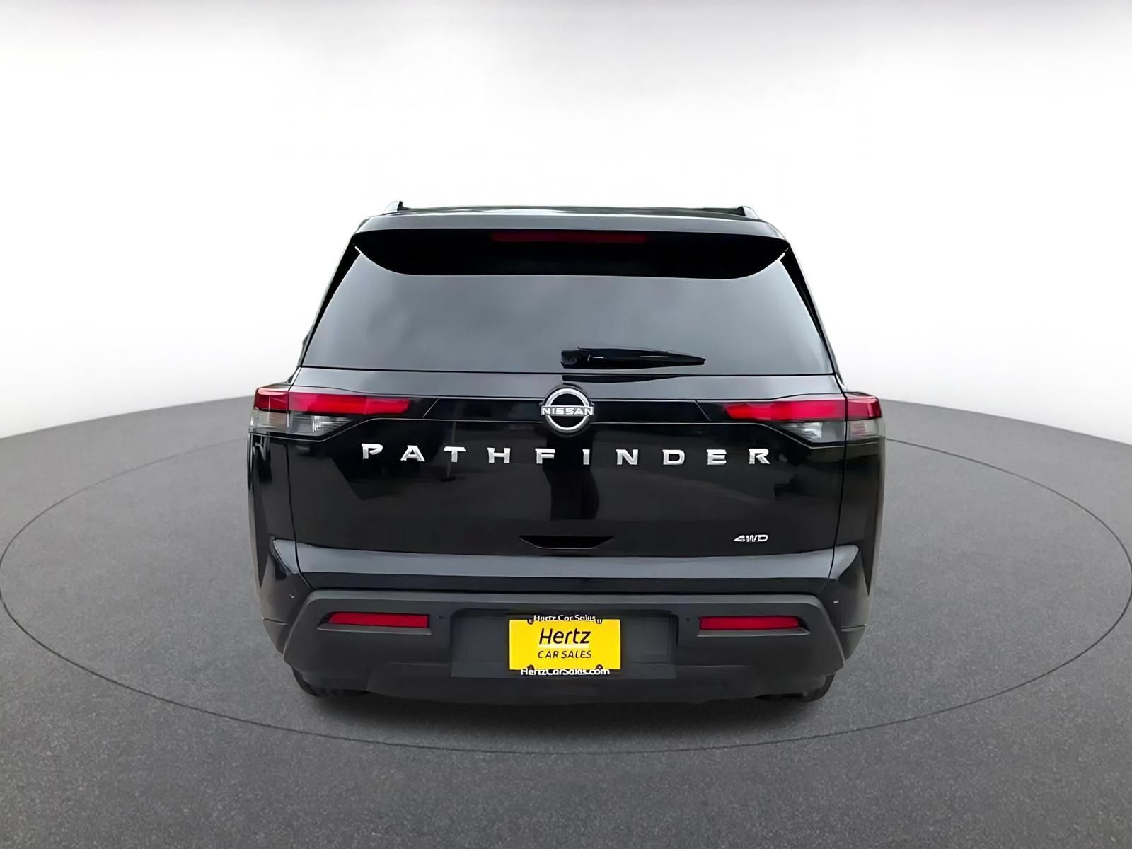 Used 2025 Nissan Pathfinder SV AWD/4WD image 12