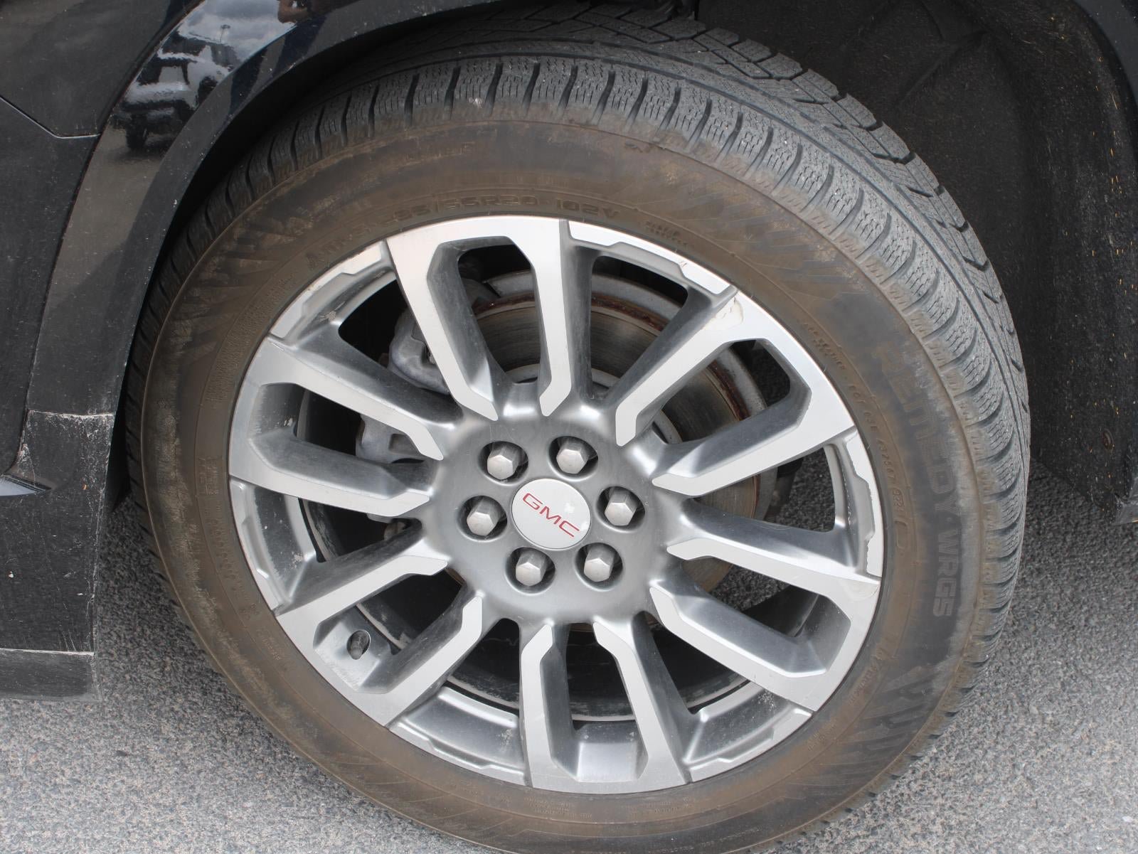 Used 2023 GMC Acadia Denali AWD/4WD image 25