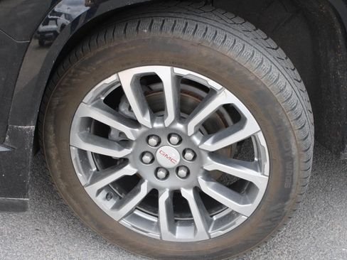 Used 2023 GMC Acadia Denali AWD/4WD image 25