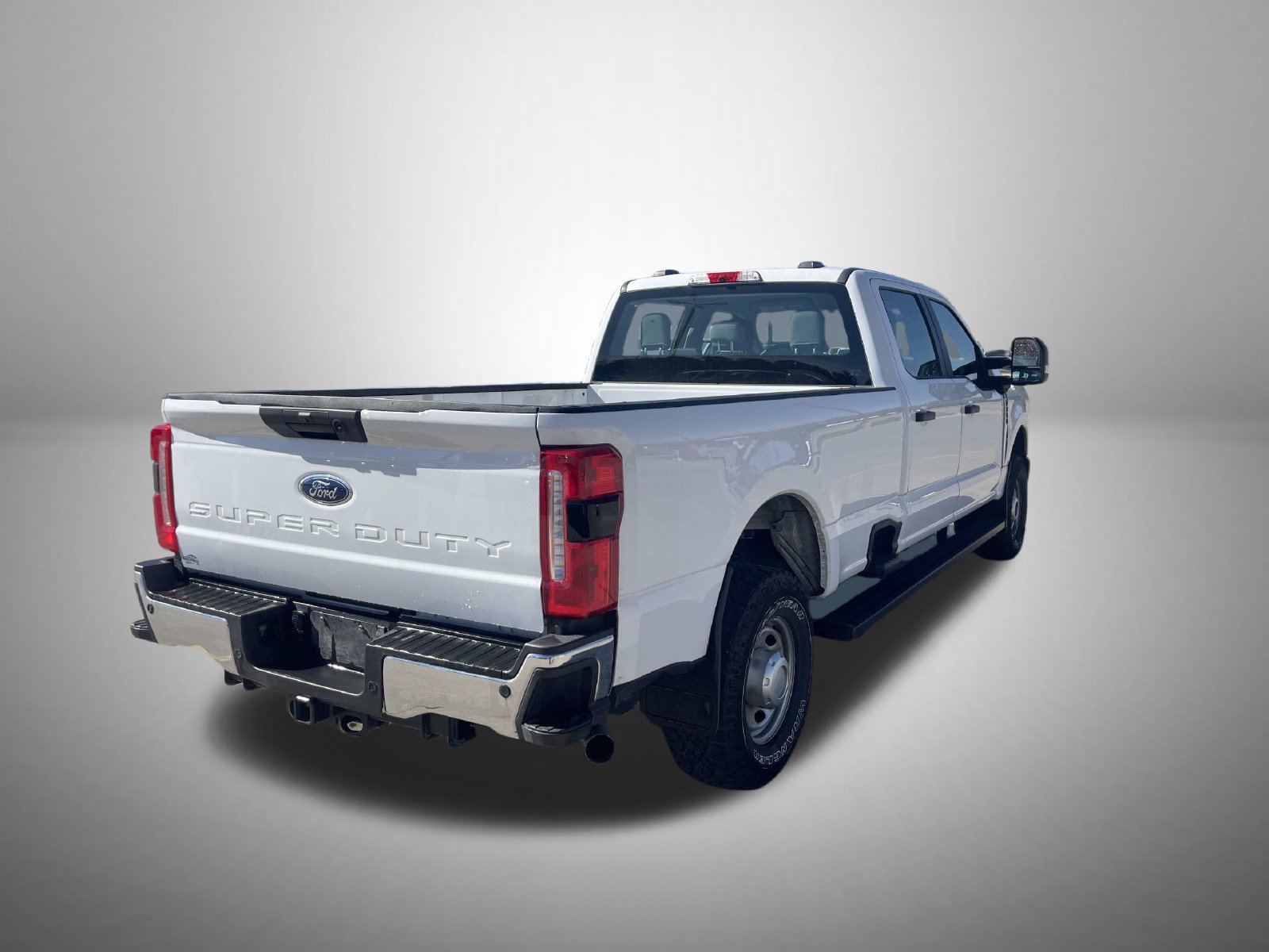 Used 2024 Ford F250 XL w/ 360-Degree Camera Package AWD/4WD image 3
