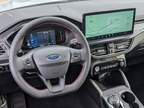 New 2026 Ford Escape ST-Line w/ Tech Pack #1 image 11