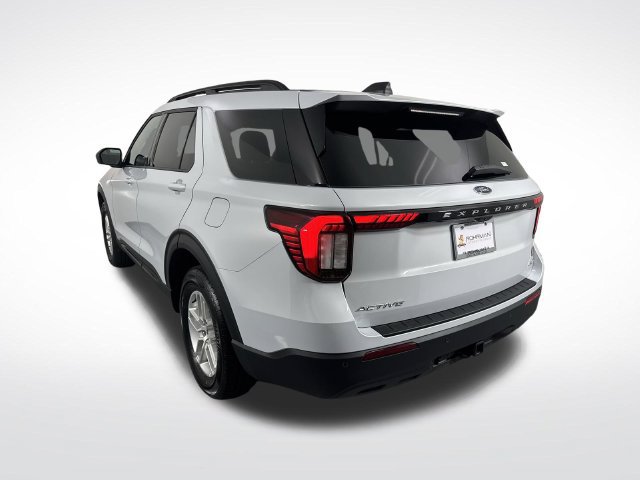 Used 2026 Ford Explorer Active AWD/4WD image 31