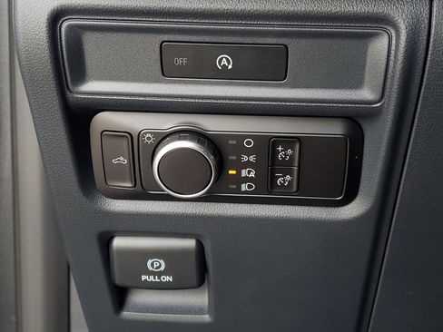 Used 2025 Ford F150 STX RWD image 14