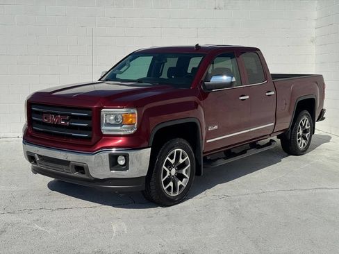 Used 2014 GMC Sierra 1500 SLT w/ All-Terrain Package AWD/4WD image 10