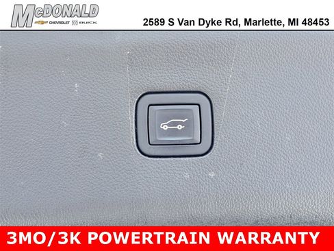 Used 2020 Buick Enclave Essence image 26