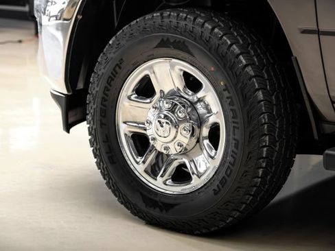 Used 2022 RAM 2500 Big Horn AWD/4WD image 60