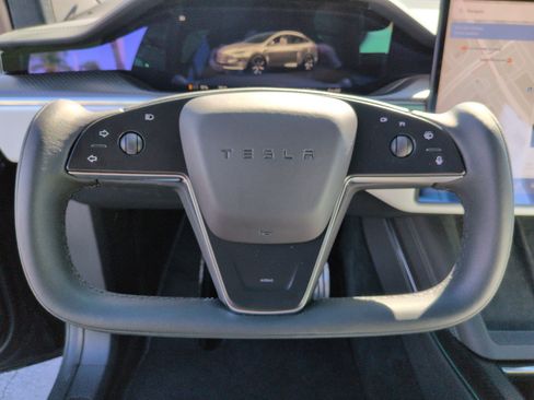 Used 2026 Tesla Model X Plaid AWD/4WD image 18