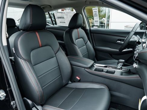 New 2025 Nissan Sentra SR w/ SR Premium Package image 27