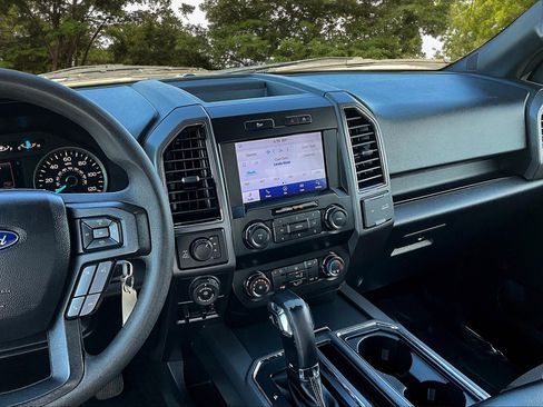 Used 2020 Ford F150 XLT w/ Equipment Group 301A Mid image 10