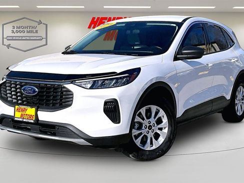 Used 2024 Ford Escape Active image 3