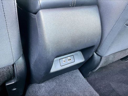 Used 2025 Nissan Altima 2.5 SV FWD image 10