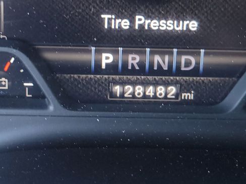 Used 2021 RAM 2500 Laramie w/ Body Color Bumper Group image 19