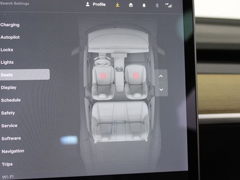 Used 2021 Tesla Model 3 Standard Range Plus image 19