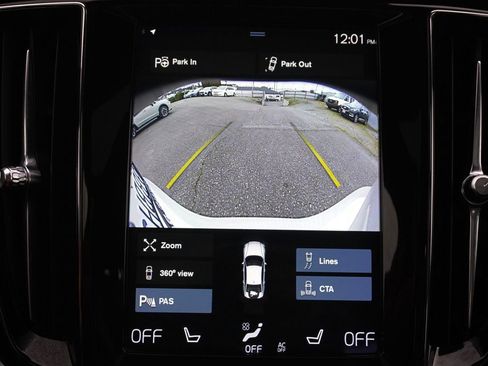 Used 2022 Volvo S60 T8 Inscription image 30