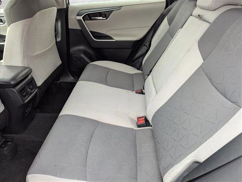 Used 2021 Toyota RAV4 XLE FWD image 24