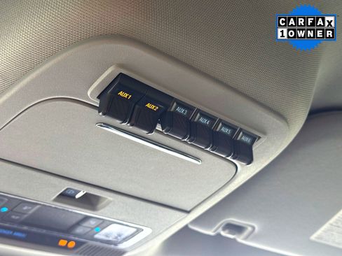 Used 2024 Ford F250 Lariat w/ FX4 Off-Road Package image 30