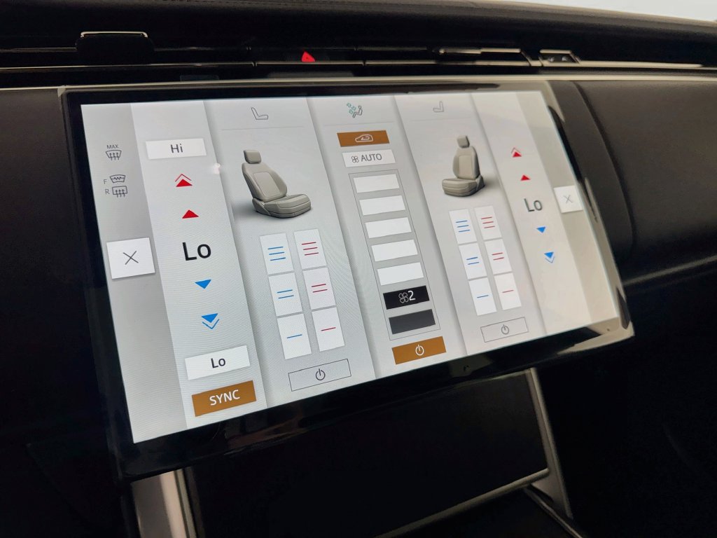 New 2027 Land Rover Range Rover SE AWD/4WD image 16